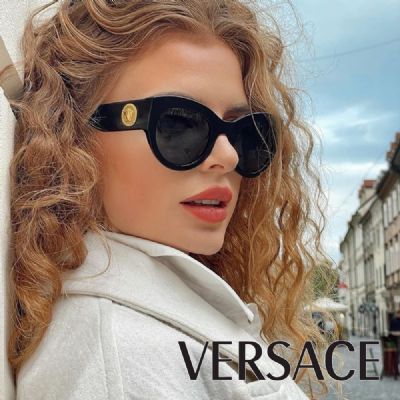 VERSACE 